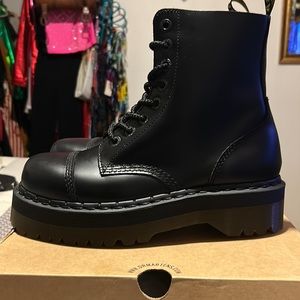 Dr. Martens Crazy Bomb Platform 8 Eye Leather Chunky Boots